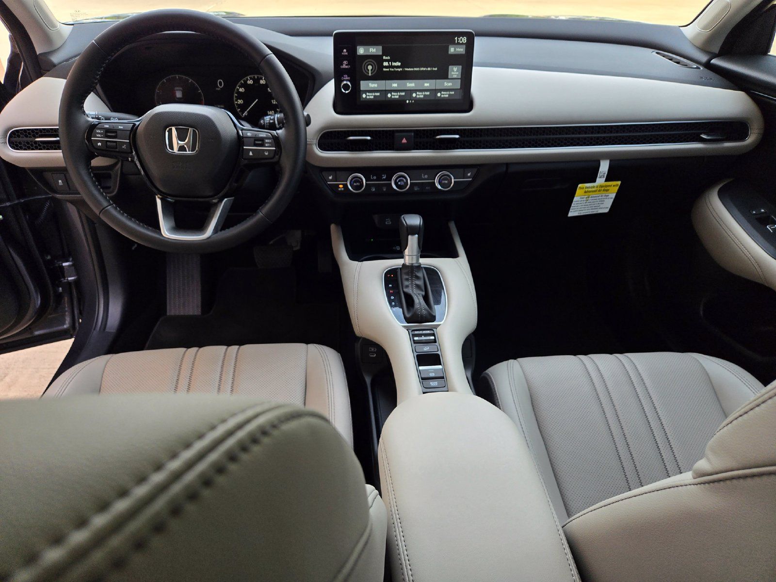 Used 2027 Honda HR-V EX-L image 8