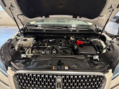 Used 2022 Lincoln Corsair AWD w/ Premium Package image 21