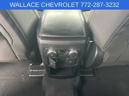 Used 2021 Ford Explorer XLT RWD image 16