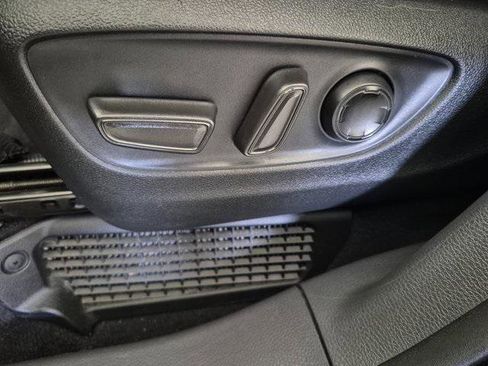 Certified 2024 Toyota Sienna XLE image 19