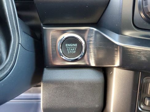 New 2026 Ford F250 Lariat w/ Black Appearance Package image 18