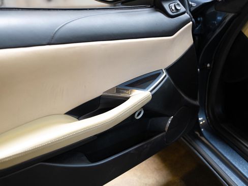 Used 2012 Fisker Karma EcoSport RWD image 54