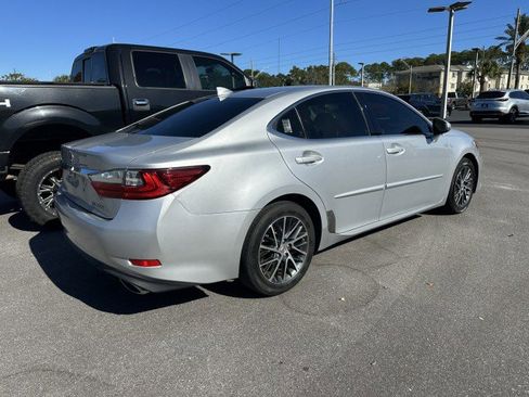 Used 2016 Lexus ES 350 image 4