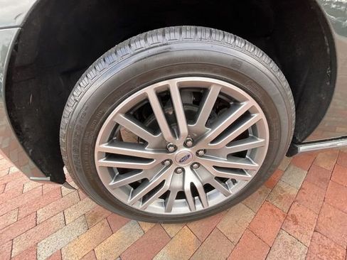 Used 2022 Ford Expedition Platinum RWD image 25