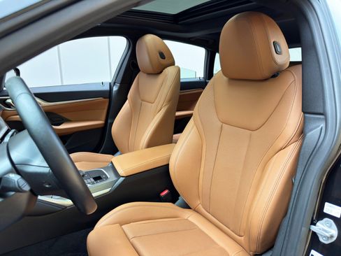 Used 2024 BMW i4 eDrive35 w/ M Sport Package image 41