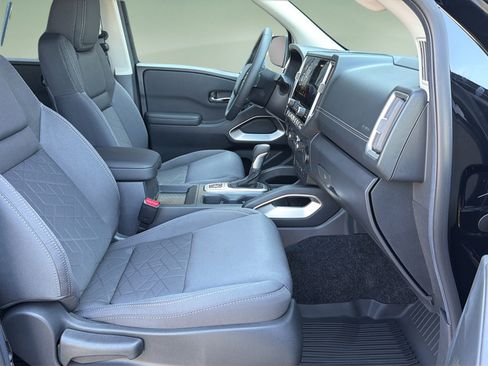 New 2026 Nissan Frontier SV w/ SV Convenience Package AWD/4WD image 11