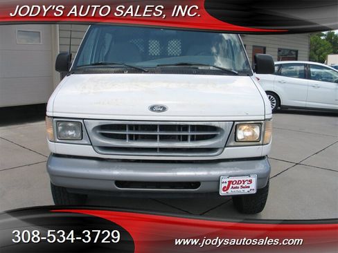 Used 2000 Ford E-250 and Econoline 250 RWD image 21