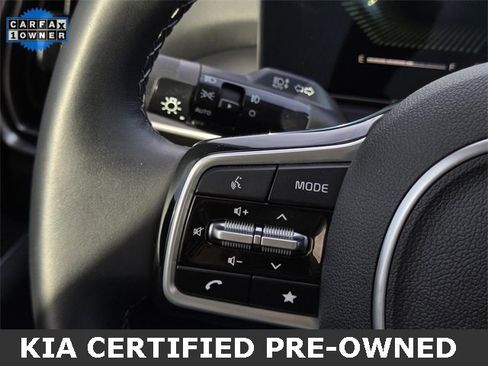 Certified 2025 Kia Sorento EX image 27