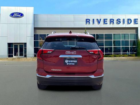 Used 2019 GMC Terrain SLT w/ Preferred Package image 5