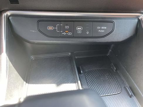 Certified 2025 Kia Carnival EX FWD image 32