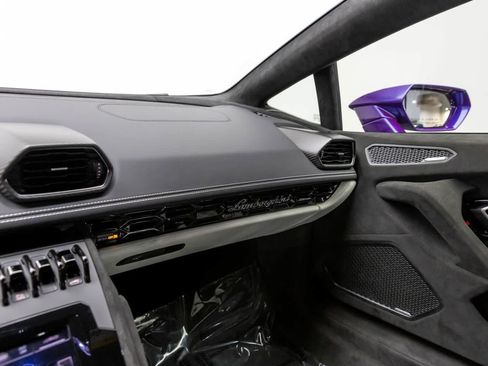Used 2024 Lamborghini Huracan Tecnica RWD image 37