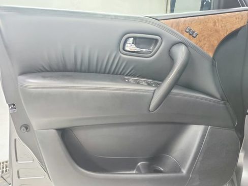 Used 2024 Nissan Armada SL AWD/4WD image 37