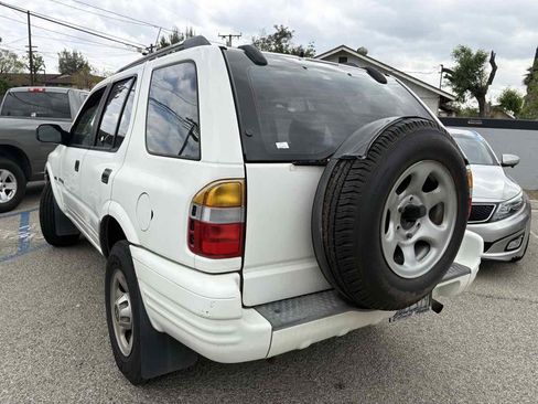 Used 2000 Honda Passport LX image 2