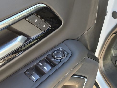 New 2026 Chevrolet Tahoe LS image 14