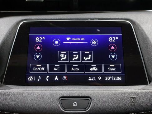 Used 2019 Cadillac XT4 Premium Luxury image 35