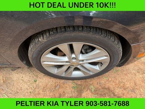 Used 2015 Chevrolet Cruze LTZ w/ Enhanced Safety Package image 13