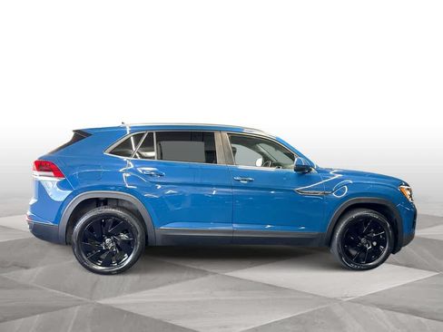 Used 2026 Volkswagen Atlas Cross Sport SE FWD image 9