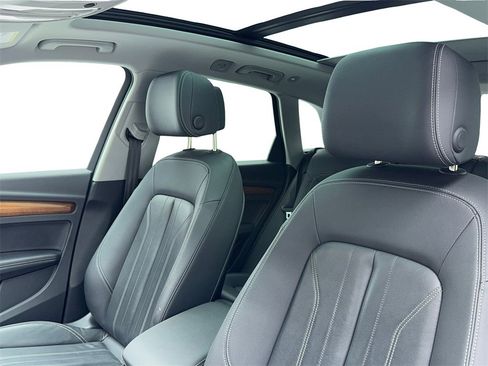 Used 2023 Audi Q5 2.0T Premium Plus image 33