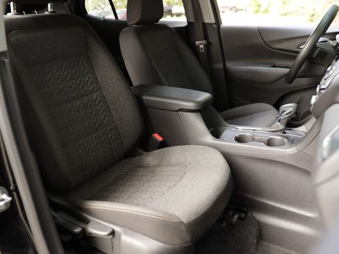 Used 2024 Chevrolet Equinox LT FWD image 27
