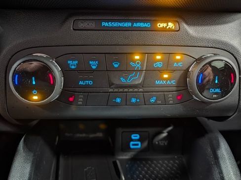 Used 2022 Ford Bronco Sport Outer Banks w/ Tech Package AWD/4WD image 24