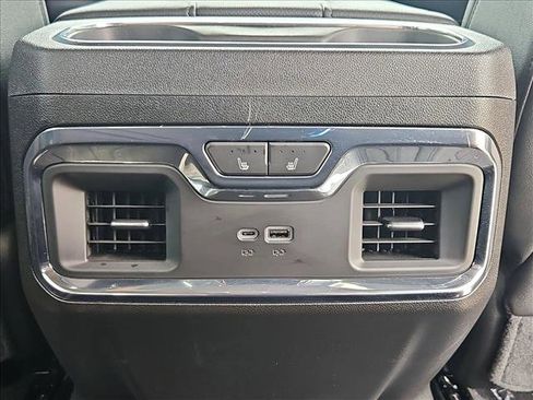 Used 2024 GMC Sierra 2500 SLT w/ Texas SLT Premium Package image 18