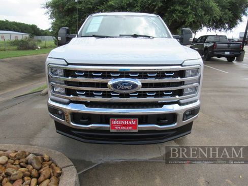 Used 2024 Ford F250 Lariat AWD/4WD image 9
