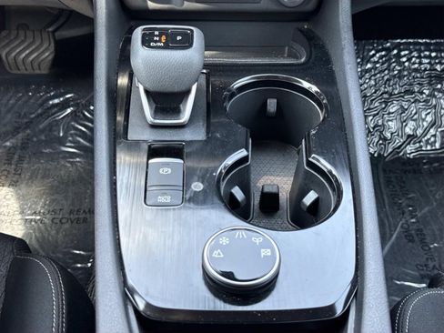 Certified 2026 Nissan Rogue SV AWD/4WD image 13