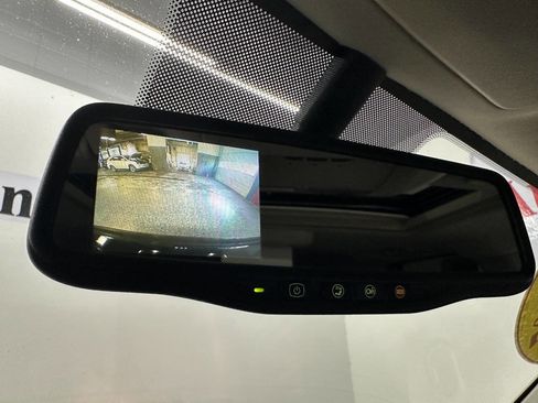 Used 2013 GMC Yukon XL SLT w/ SLT-2 Equipment Package image 19