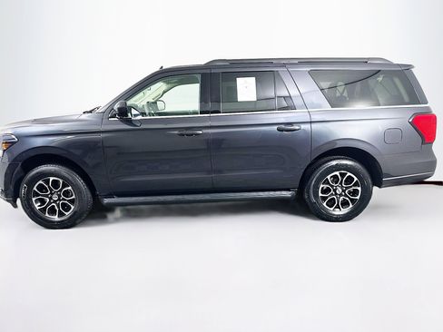 Used 2024 Ford Expedition Max XLT image 4
