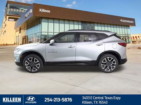 Used 2024 Chevrolet Blazer RS w/ Enhanced Convenience Package FWD image 4