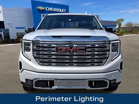 Used 2024 GMC Sierra 1500 Denali w/ Technology Package AWD/4WD image 24