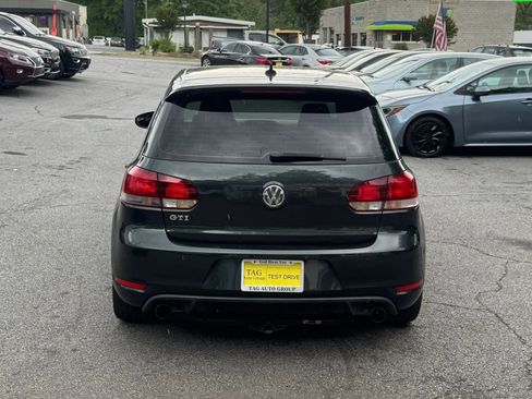 Used 2011 Volkswagen GTI 4-Door FWD image 5