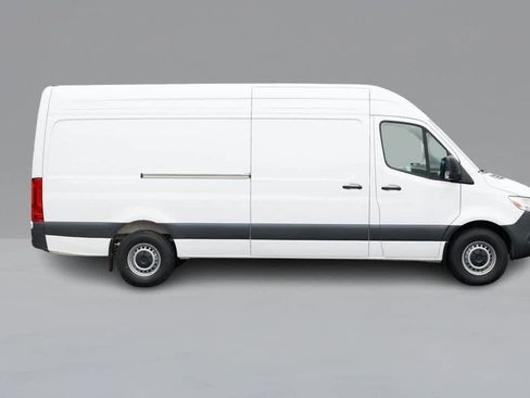 New 2025 Mercedes-Benz Sprinter 2500 image 4
