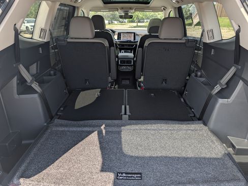 New 2026 Volkswagen Atlas SEL AWD/4WD image 6
