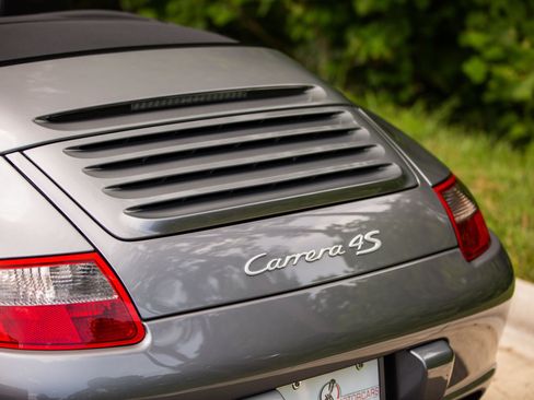 Used 2006 Porsche 911 Carrera 4S AWD/4WD image 18