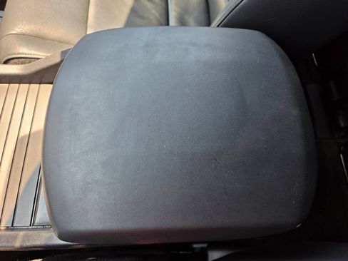 Used 2015 Honda Pilot Touring image 26