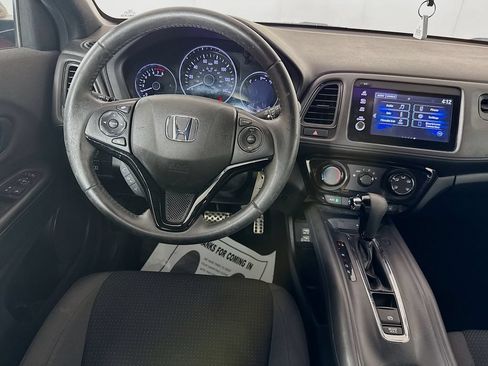 Used 2019 Honda HR-V Sport image 26