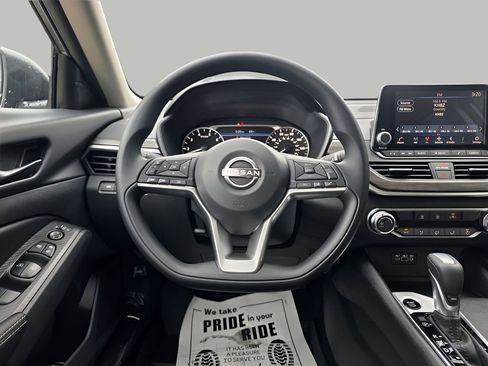 New 2026 Nissan Altima 2.5 SV FWD image 15