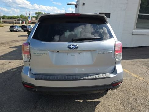 Used 2017 Subaru Forester 2.5i Premium AWD/4WD image 7