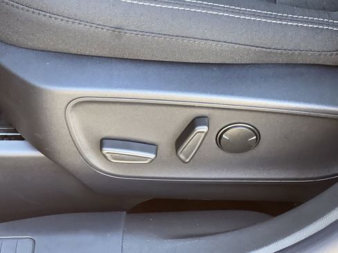 New 2025 Ford Escape Active w/ Active Premium Tech Pack FWD image 19