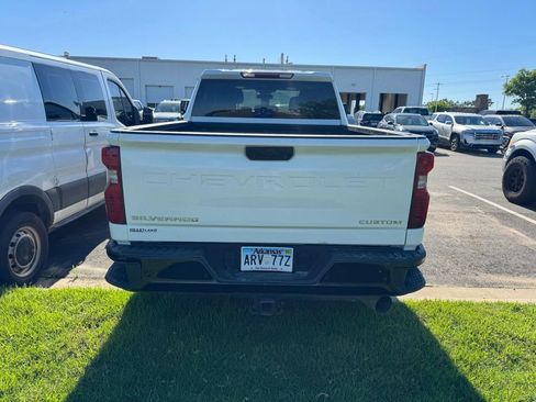 Used 2024 Chevrolet Silverado 2500 Custom w/ Custom Value Package AWD/4WD image 4