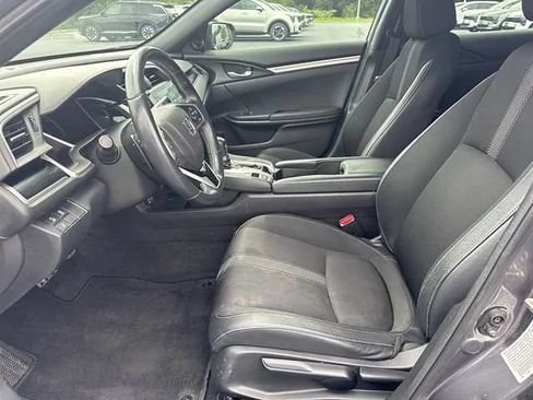 Used 2019 Honda Civic Sport image 8