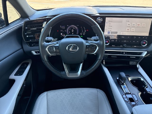 Used 2023 Lexus RX 350 w/ Cold Area Package AWD/4WD image 19