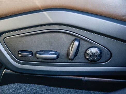 Used 2023 Audi e-tron GT Prestige image 22