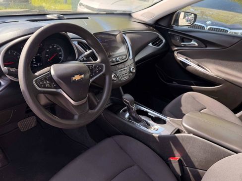 Used 2023 Chevrolet Malibu LT image 16