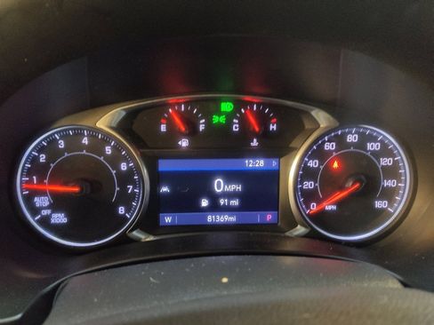 Used 2022 GMC Terrain SLT image 23