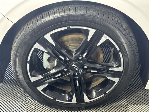 Used 2021 Kia K5 GT-Line image 11