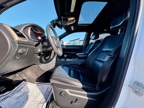 Used 2015 Jeep Grand Cherokee Limited image 10