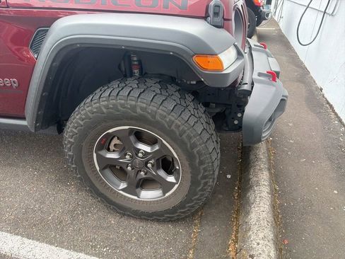 Certified 2021 Jeep Gladiator Rubicon AWD/4WD image 7