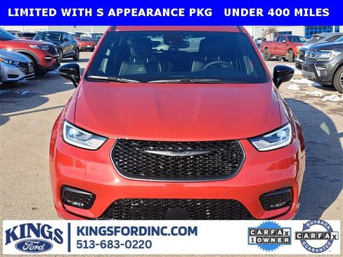 Used 2026 Chrysler Pacifica Limited w/ S Appearance Package image 8